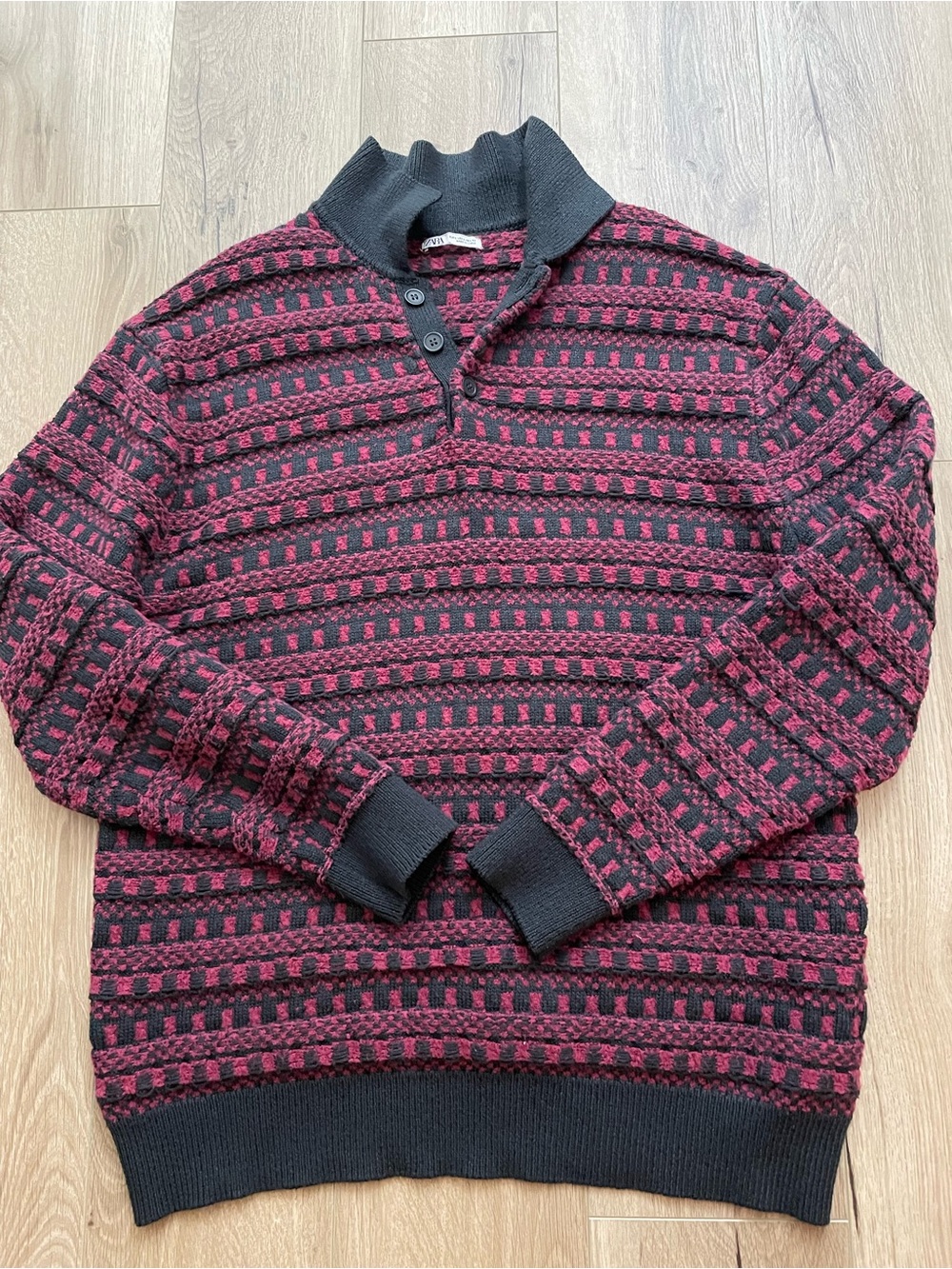 Zara heavyweight holiday style polo sweater houndstooth black red L